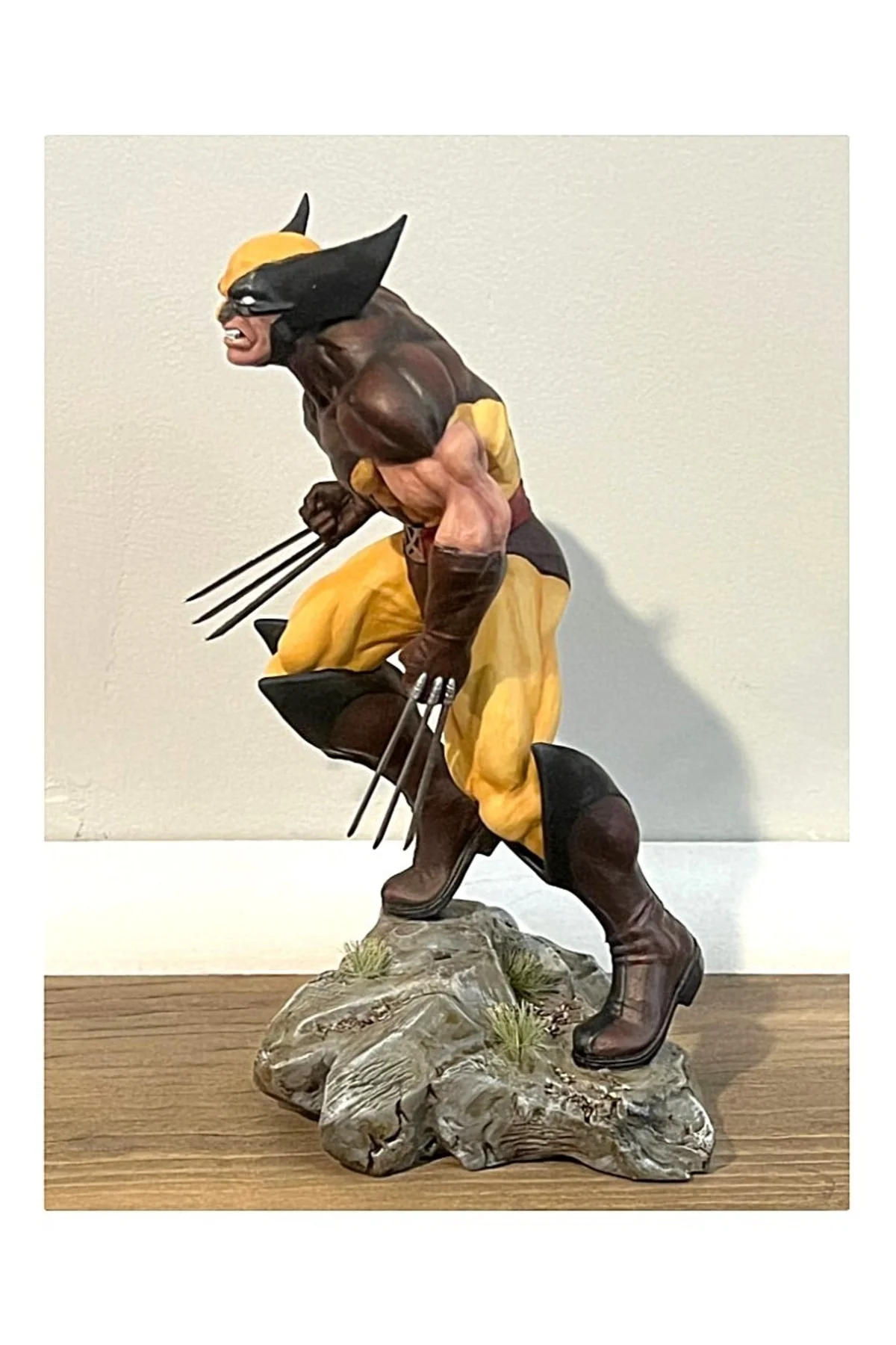 Öfkeli Wolverine Boyalı Figür 26 Cm (dev Boy)