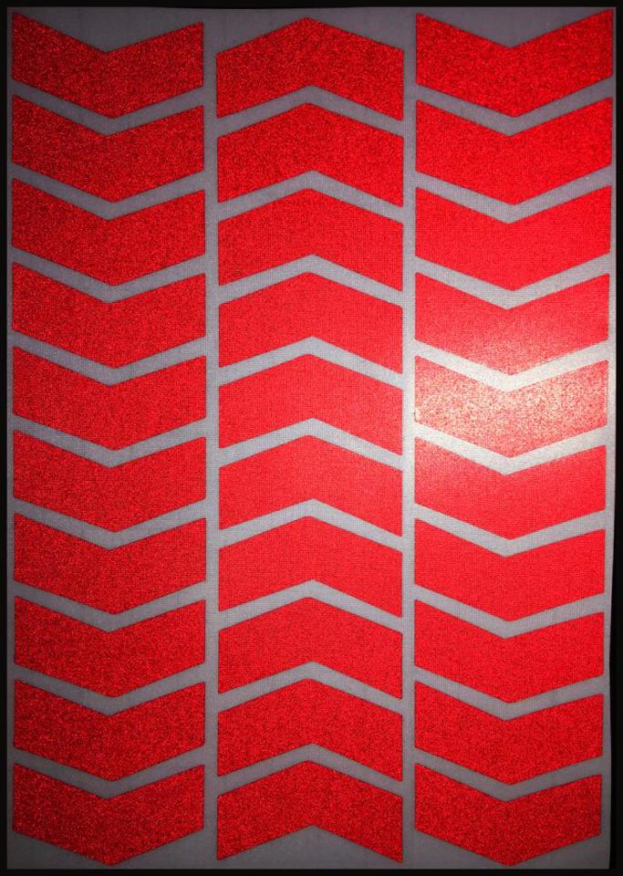 Çınar Extreme Ok Şeklinde Reflektif Kırmızı Sticker  