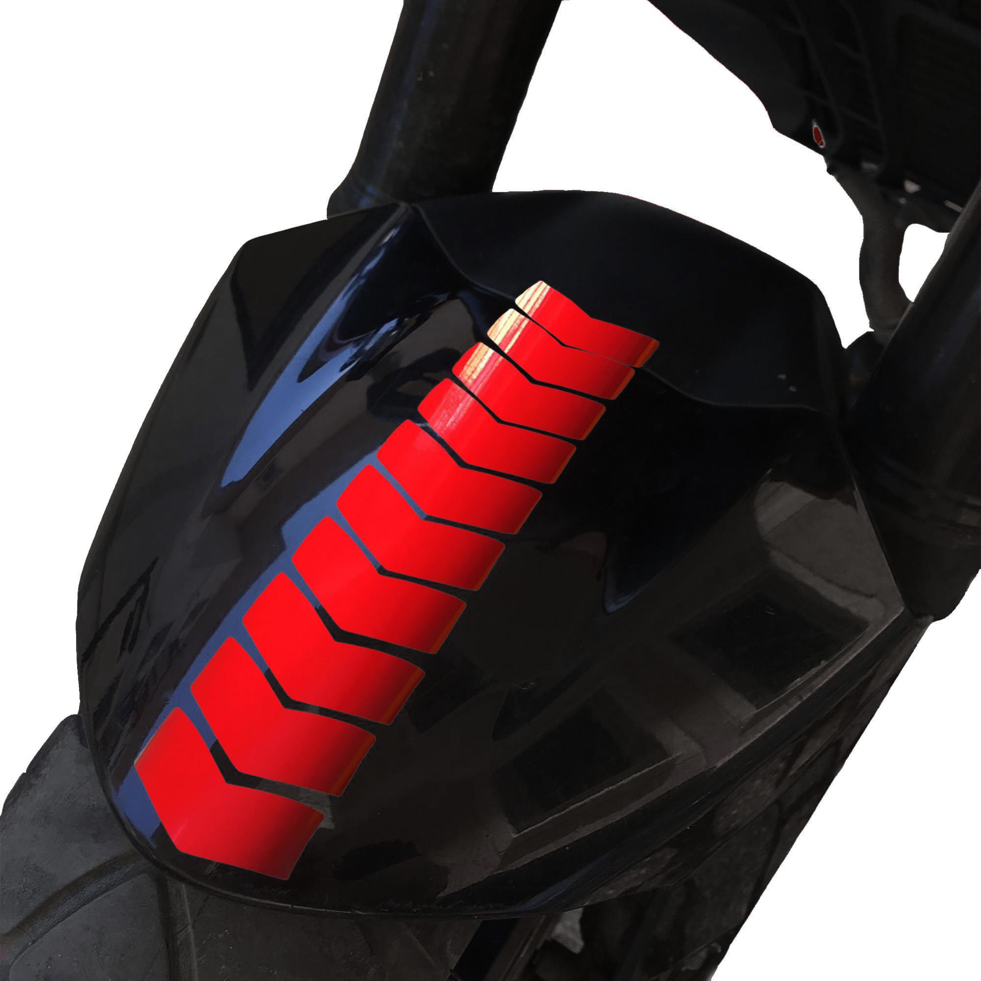 Çınar Extreme Ok Tasarımlı Bayrak Kırmızı Çamurluk Kask Sticker  