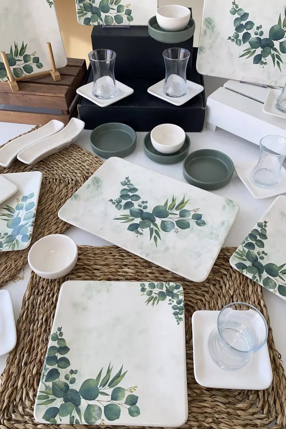 Keramika Okaliptus 29 Parça 6 Kişilik Kare Kahvaltı Takımı