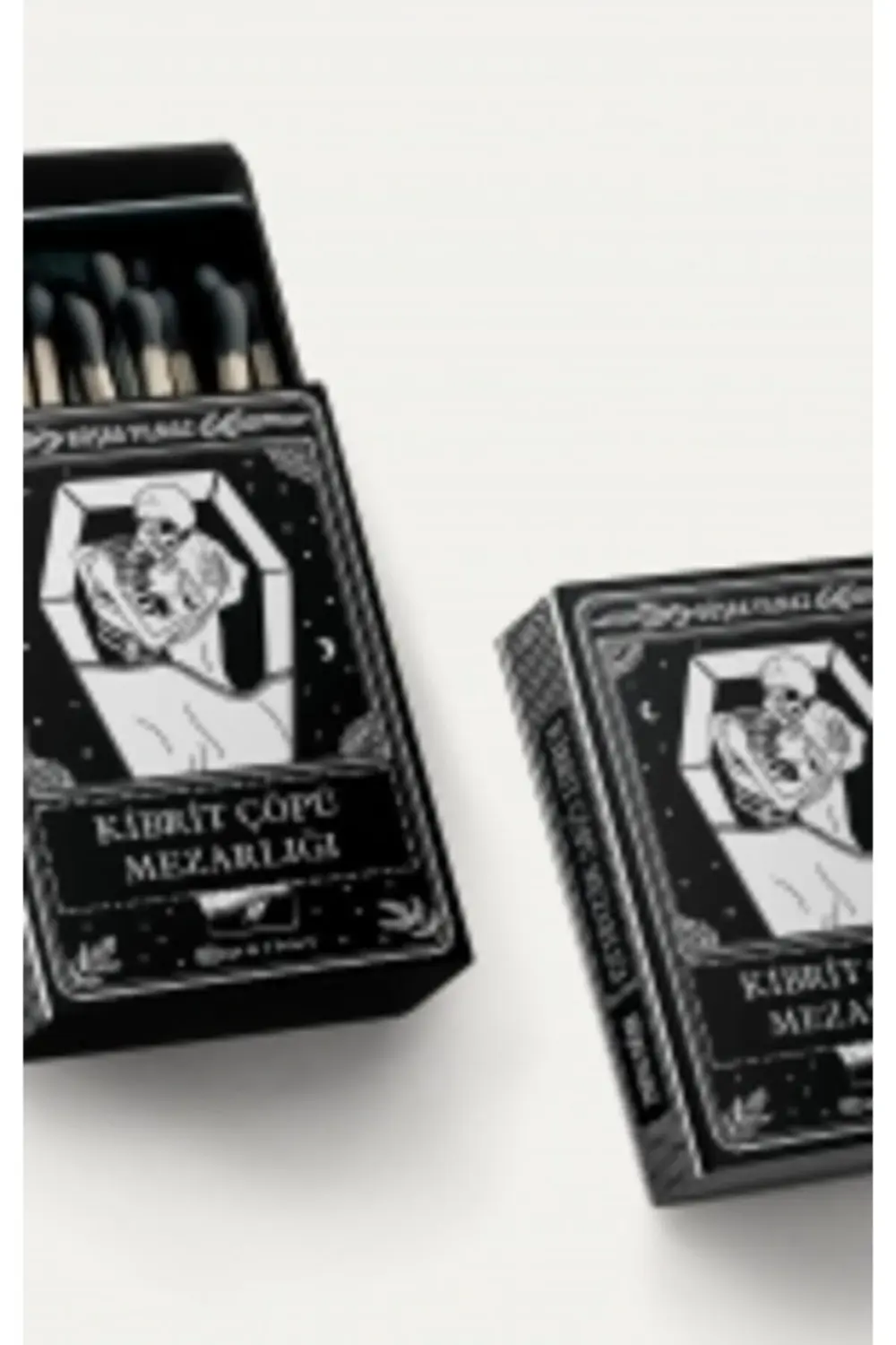 Ölüme Fısıldayan Adam 2 / Kibrit Çöpü Mezarlığı (özel Baskı)