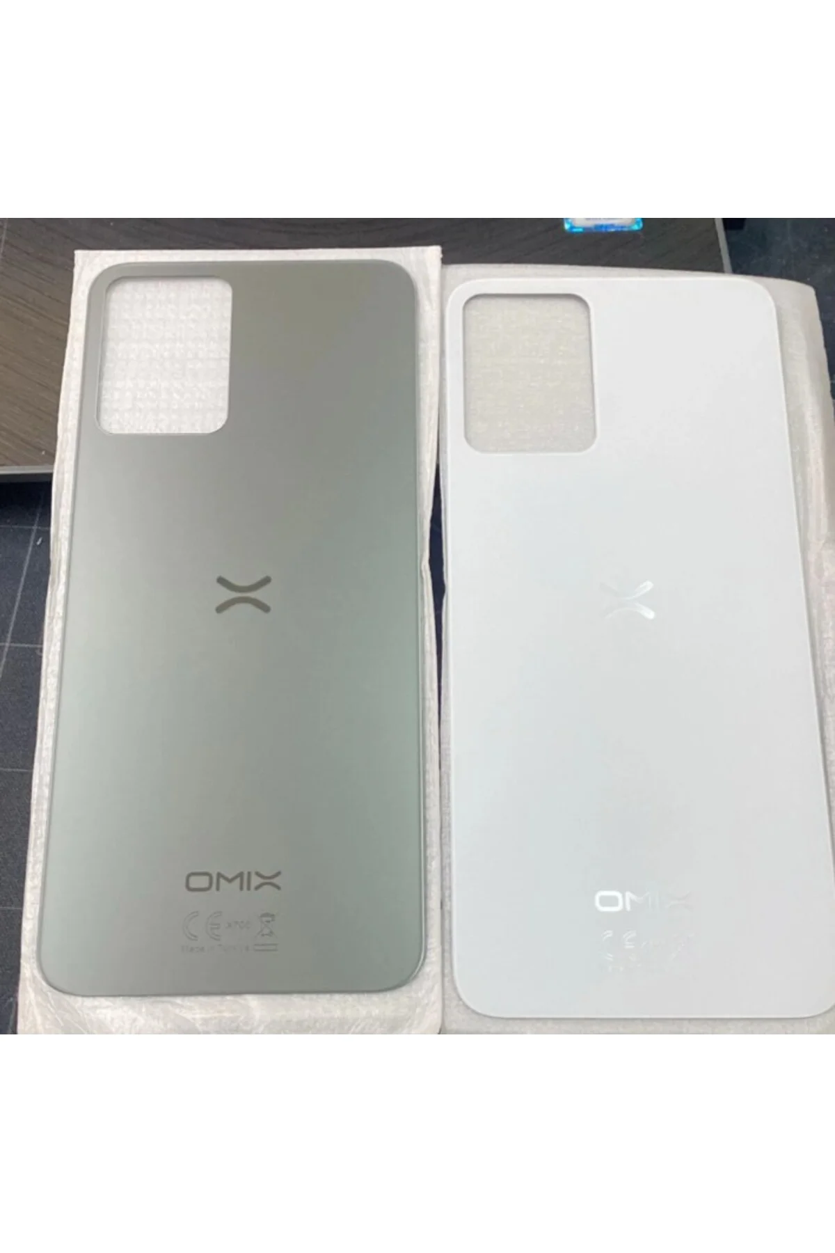 Omix X700 Arka kapak pil kapağı Gri