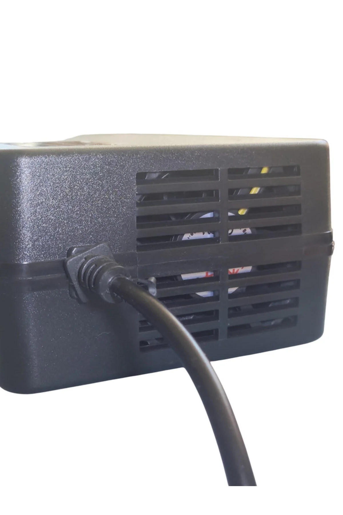 Onvo OV-013 Plus 54.6V 5A Hızlı Şarj Cihazı - 3 Saatte Full Onvo OV-013 Plus 54.6V 5A Hızlı Şarj Cihazı - 3 Saatte Full