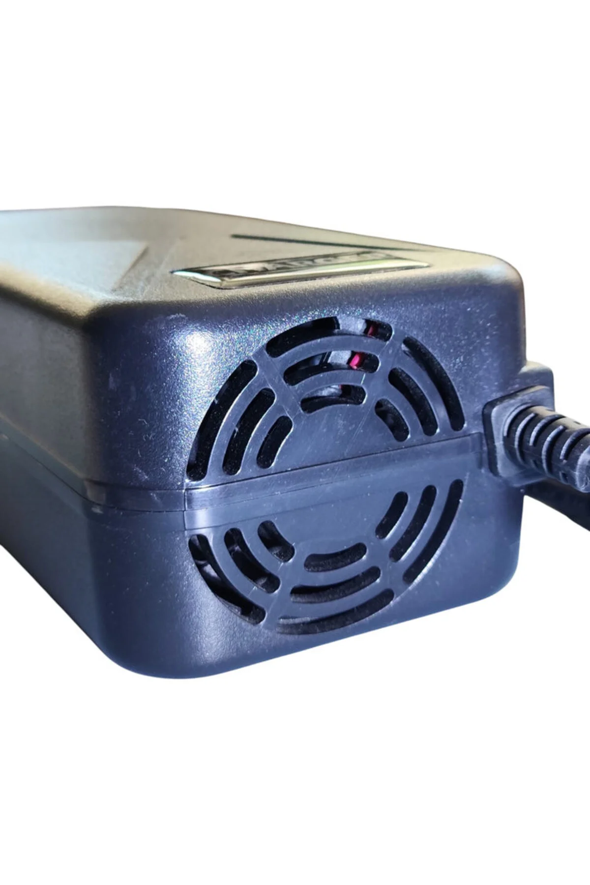 Onvo RX-4 52V 3A Şarj Cihazı (Output 58.8V)