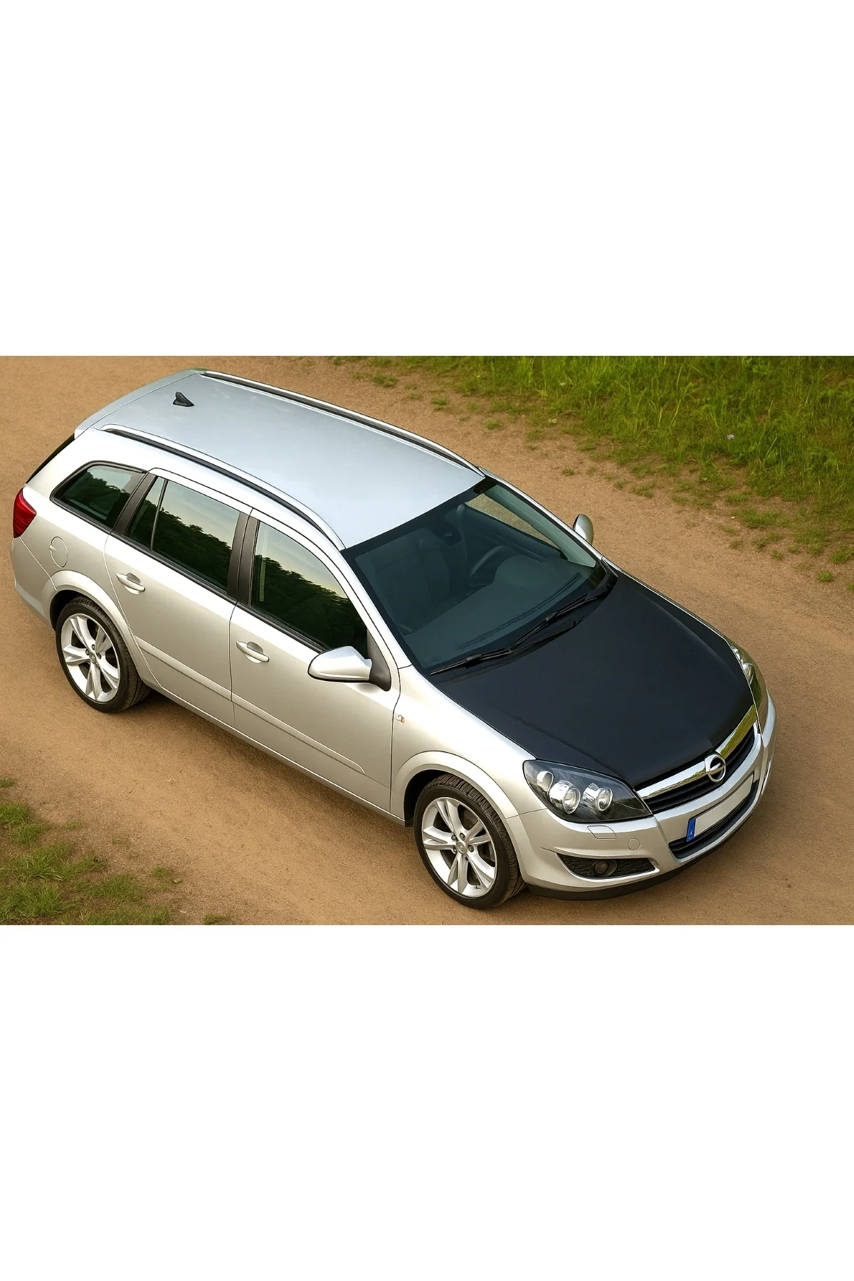 Opel Astra H (2004–2010) TAM Kaput Maskesi – Mat Siyah Suni Deri | Sportif ve Koruyucu Tasarım - Görsel 3