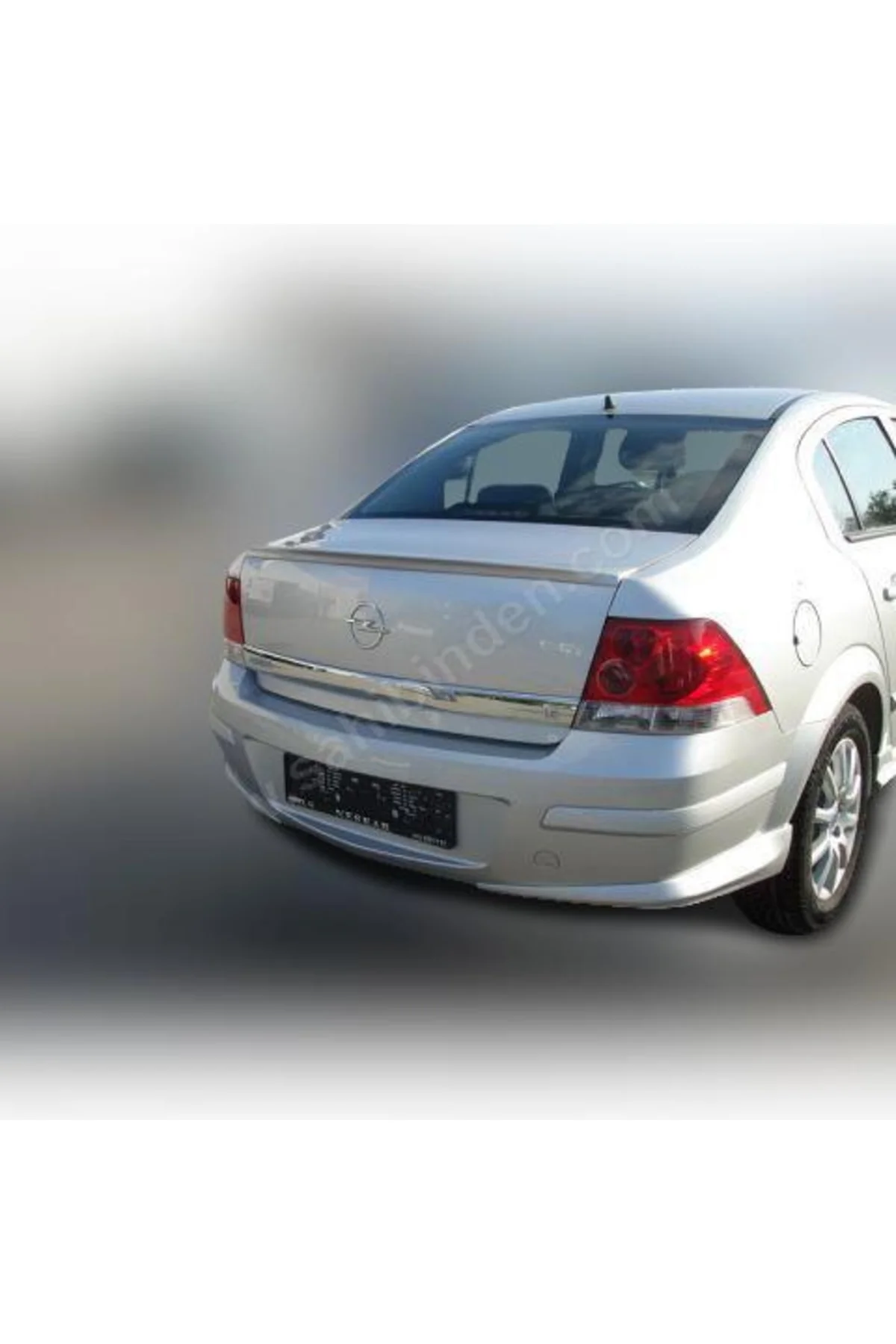 Opel Astra H Sedan Astarlı Spoiler