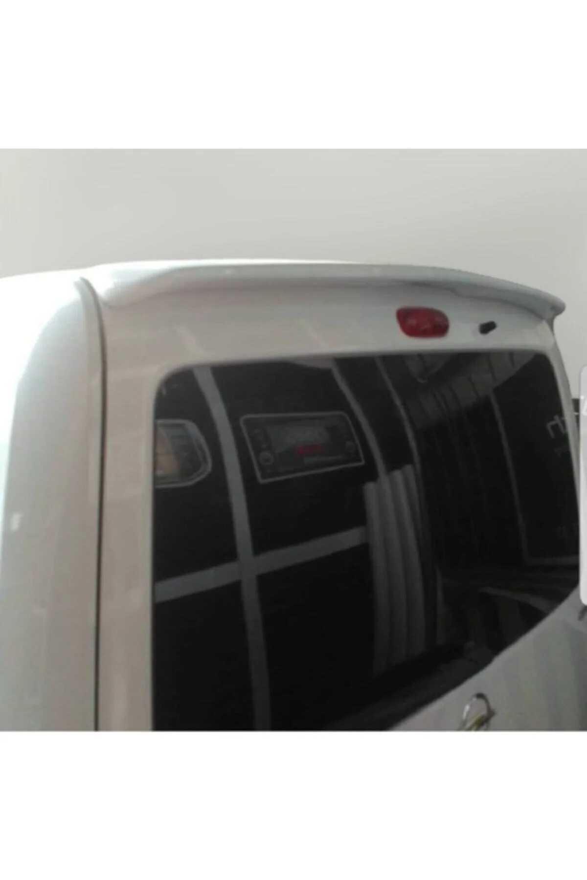 Opel Combo Astarlı Spoiler Opel Combo Astarlı Spoiler