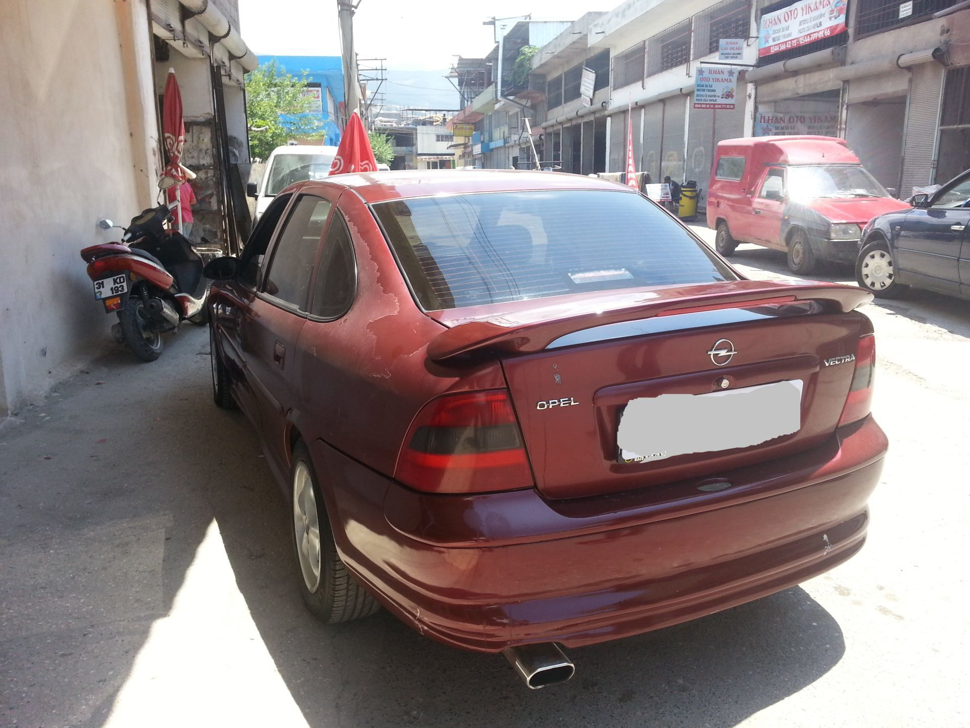 Opel Vectra Uyumlu B 1996-1999 Boyalı Spoiler Opel Vectra Uyumlu B 1996-1999 Boyalı Spoiler