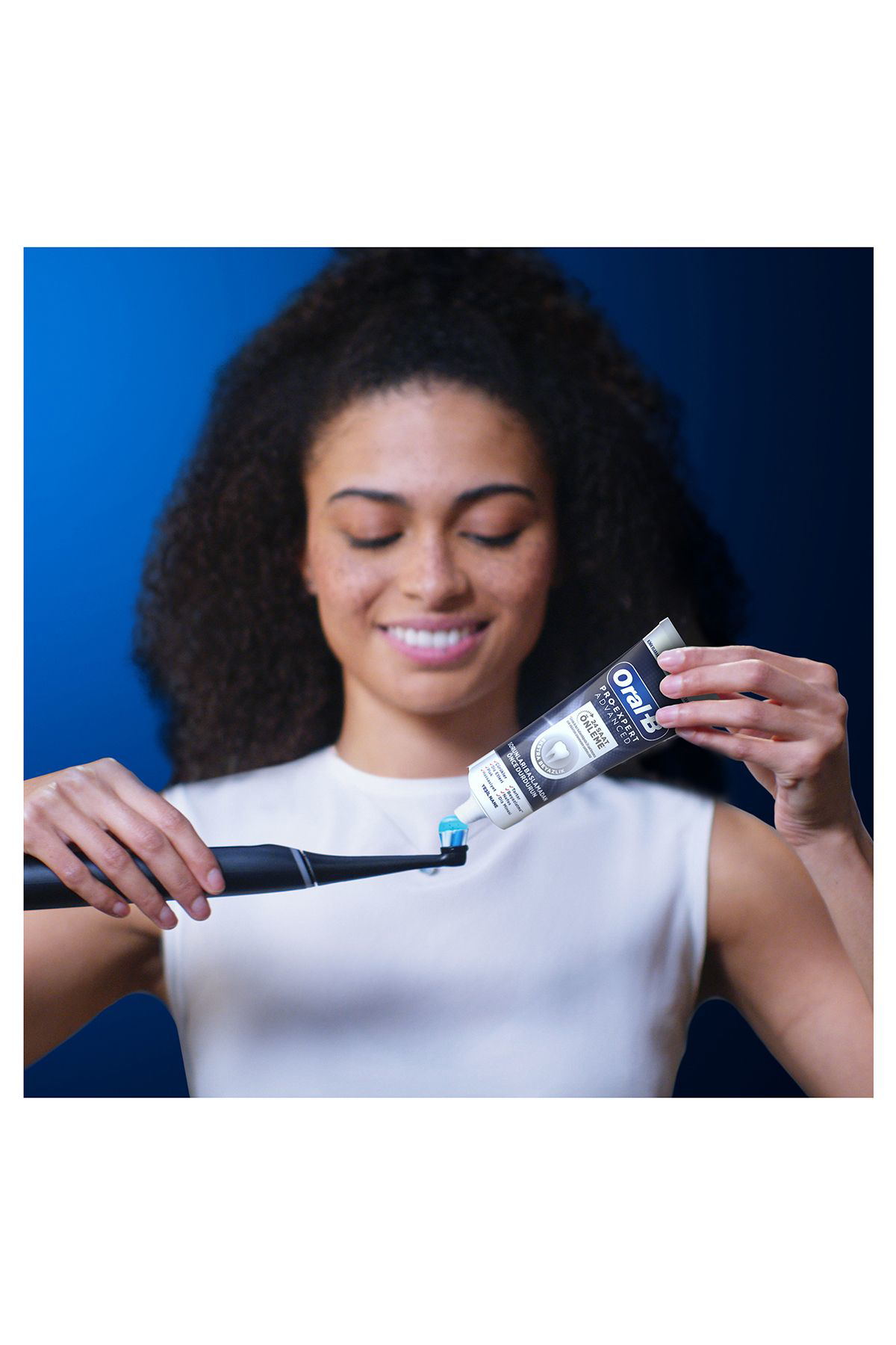 Oral-B  Pro-Expert Advanced Extra Whitening Diş Macunu 75 Ml