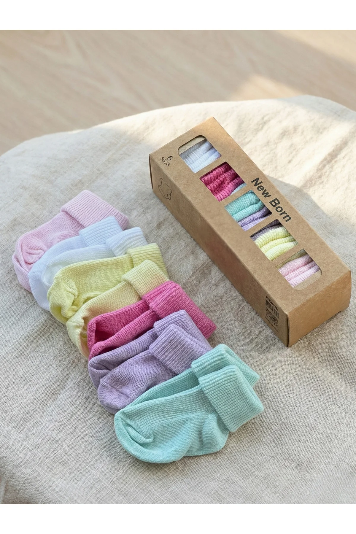 Organik Pamuk Kız/Erkek Bebek 6’lı Kutulu Premium Yeni Doğan Çorabı Organik Pamuk Kız/Erkek Bebek 6’lı Kutulu Premium Yeni Doğan Çorabı