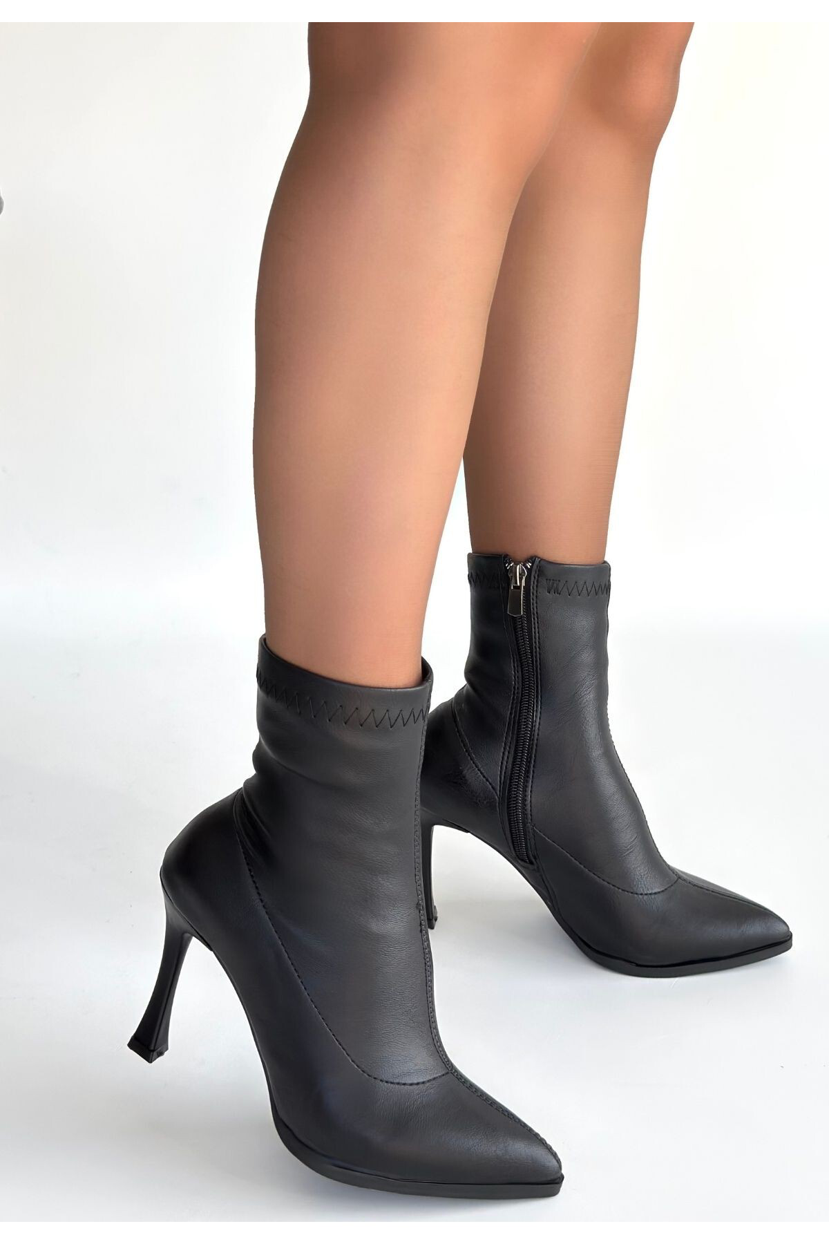 Orjen Siyah Cilt Streç Topuklu Bot - Lisinya
