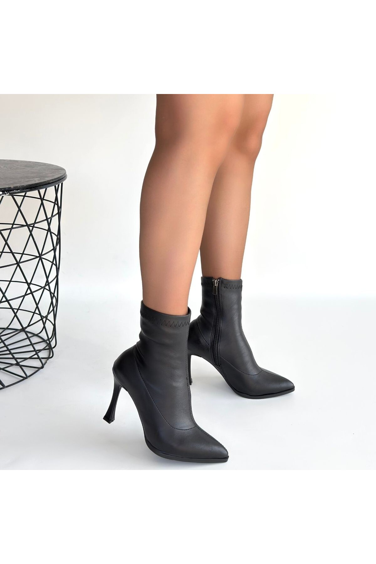 Orjen Siyah Cilt Streç Topuklu Bot - Lisinya