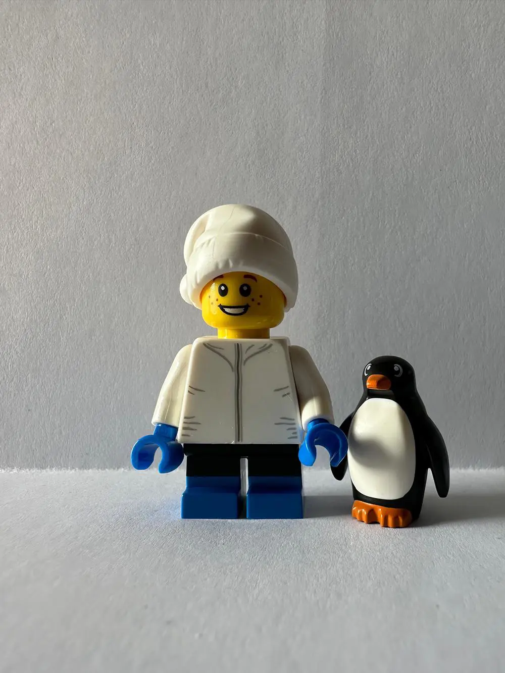 Orjinal Lego Minifigür ice boy with penguen