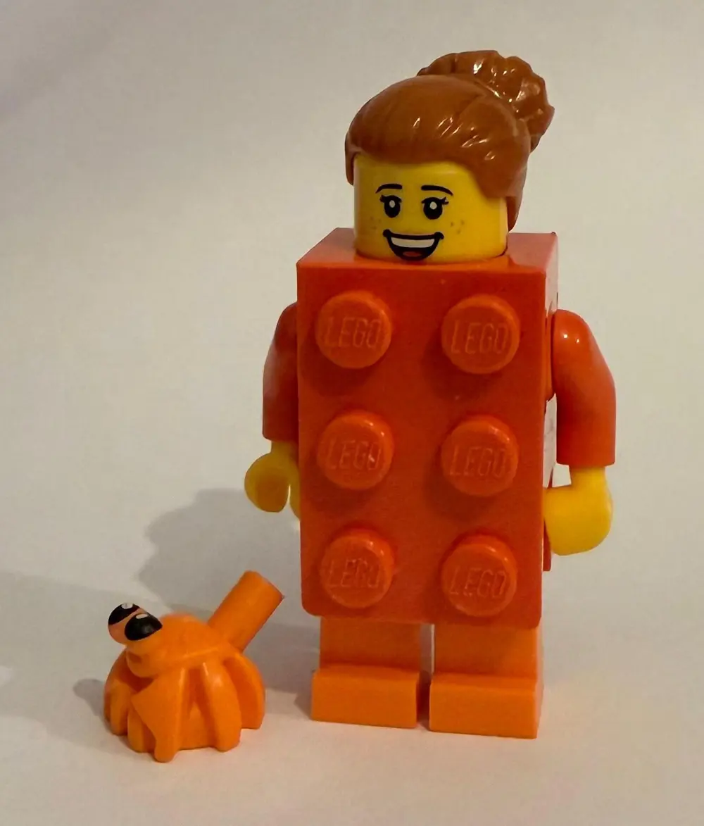 Orjinal Lego Minifigür Orange Brick Girl with Hermit Crab