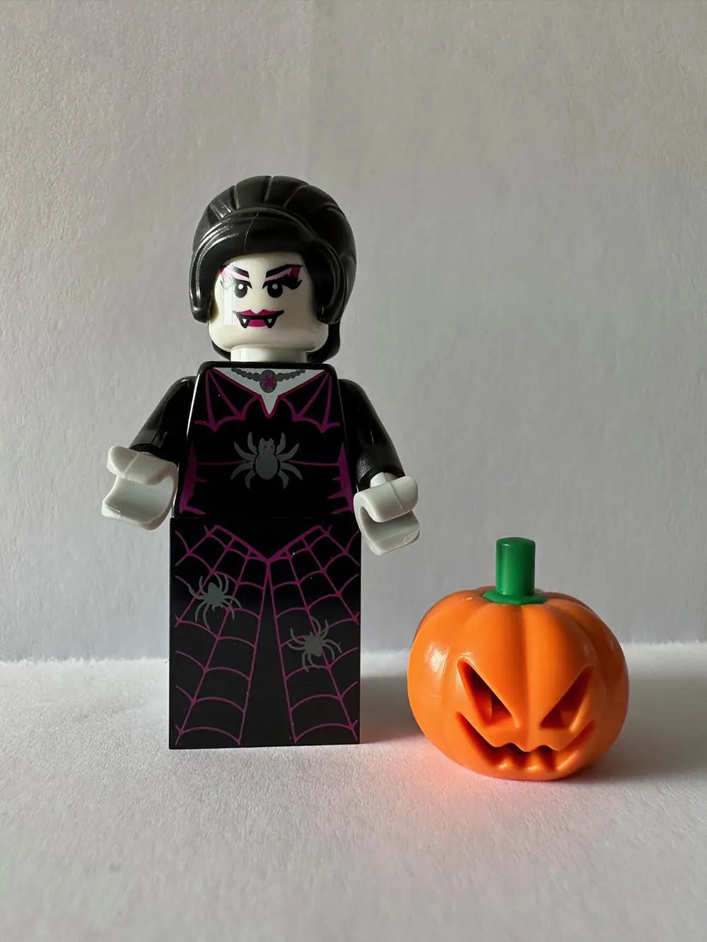 Orjinal Lego Minifigür Vampire
