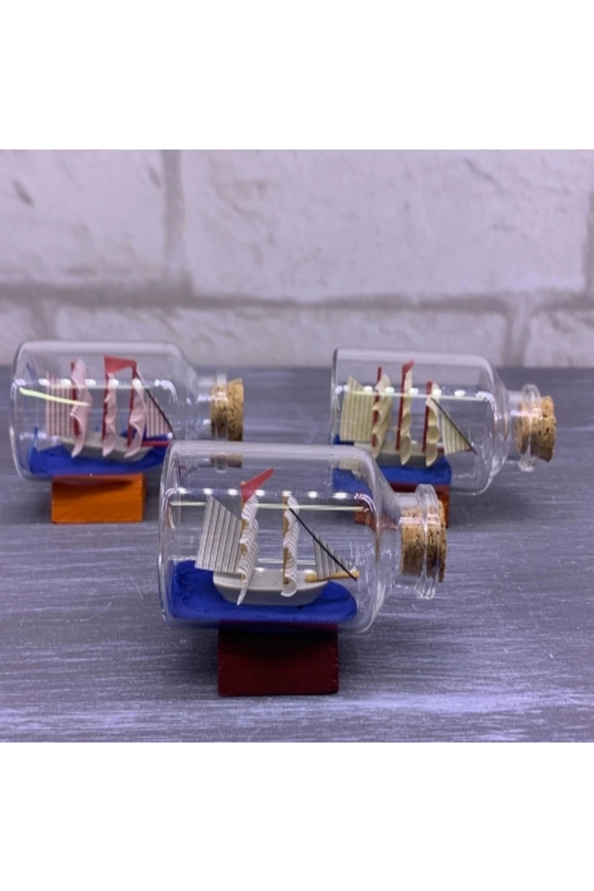 Orta Boy Şişe İçerisinde Gemi Maketi