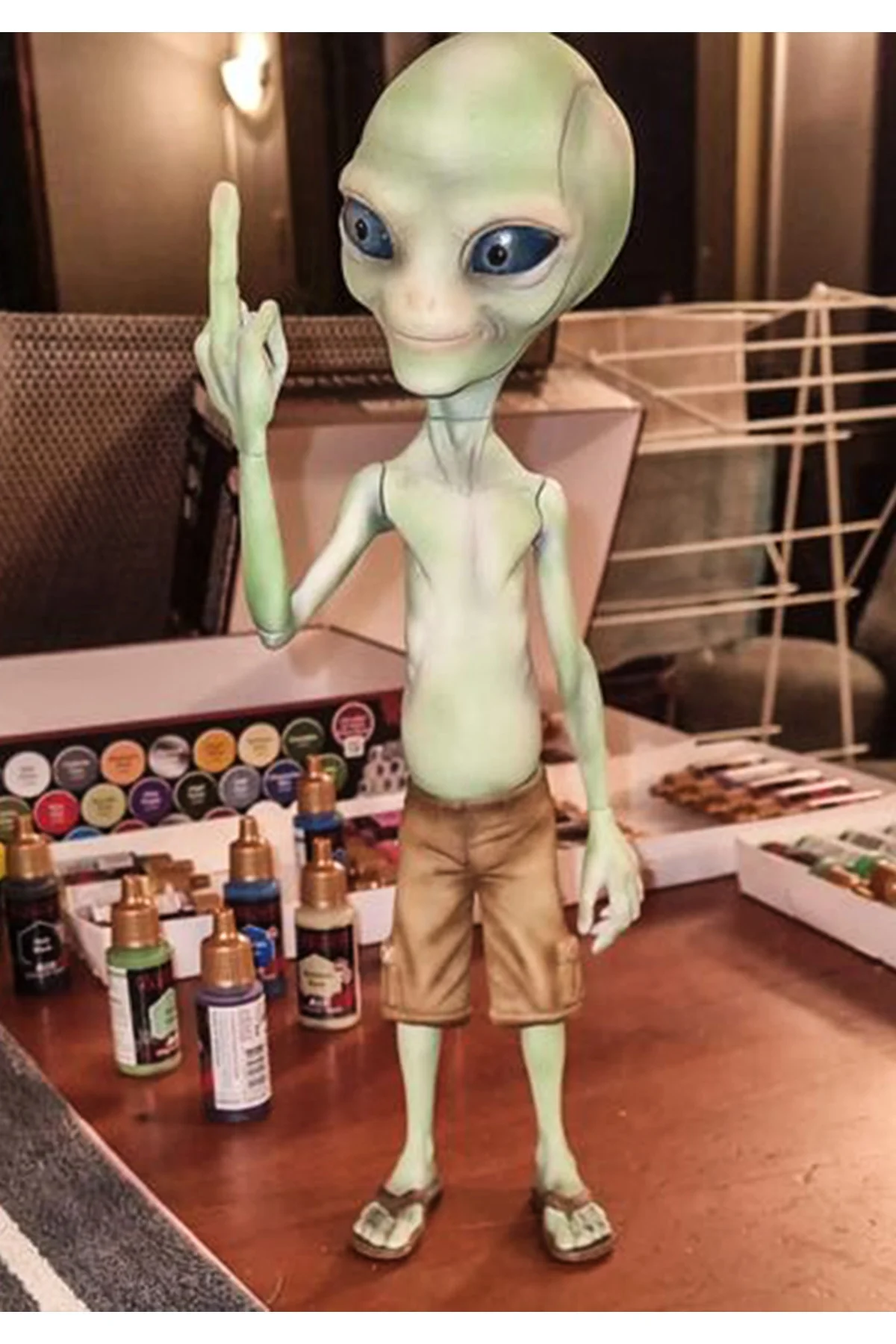 Orta Parmak Uzaylı Figür Paul Alien Figür 18CM Büyük Boy