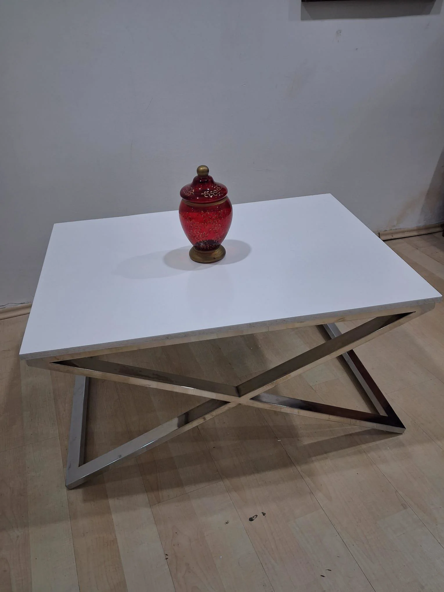 Orta Sehpa 18116  X ÇAPRAZ Model Metal Nikelaj Ayak Parlak Lake Tabla El Yapım Fiyatı, Yorumları ve Özellikleri