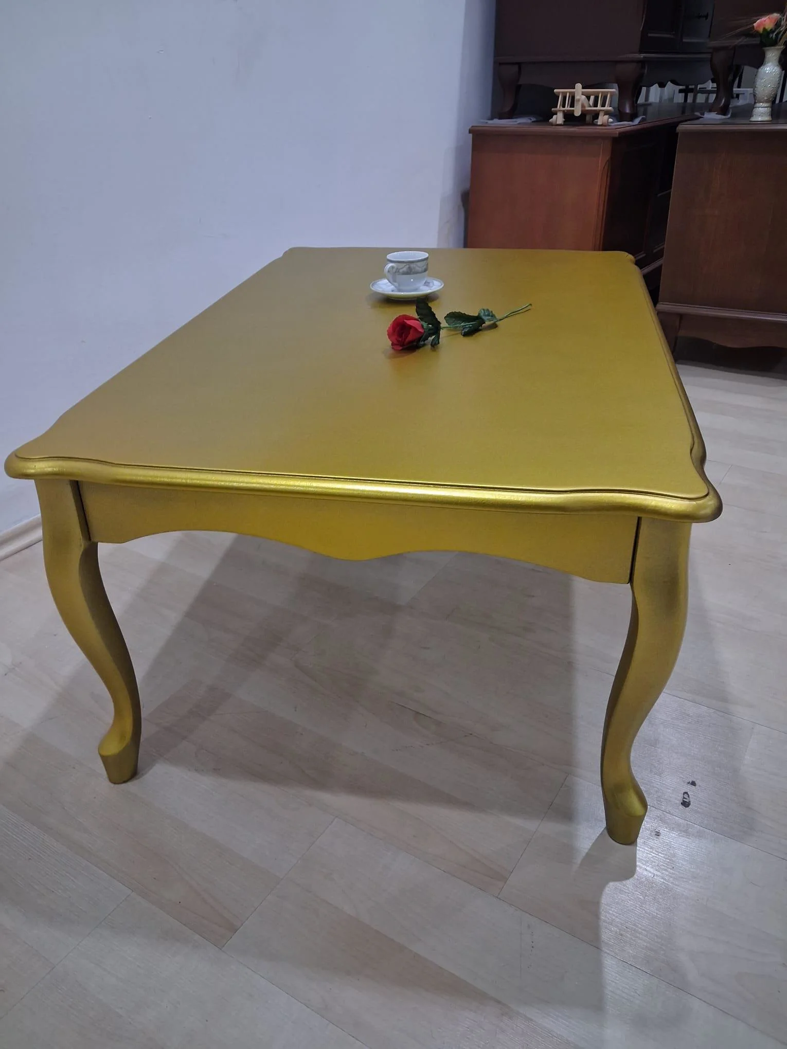 Orta Sehpa  Demonte 90683 Model Kayın  Aslan Lükens Ayak Gold Ren