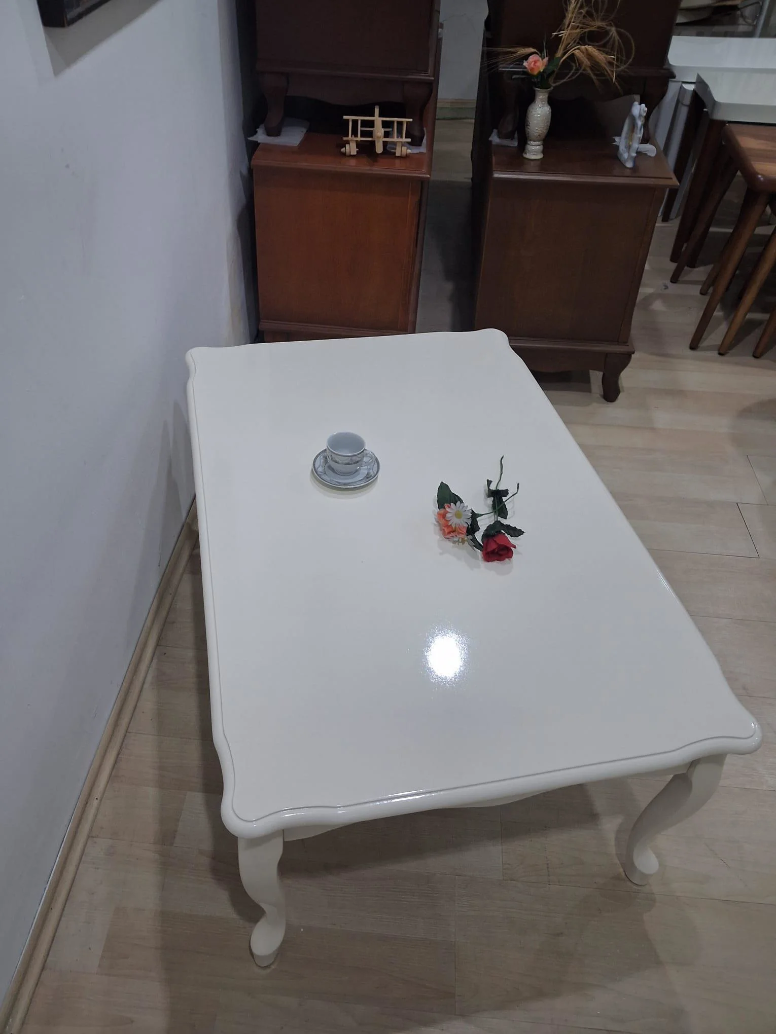 Orta Sehpa Demonte 90687 Model Kayın Aslan Lükens Ayak Krem Renk El Yapım Orta Sehpa Demonte 90687 Model Kayın Aslan Lükens Ayak Krem Renk El Yapım Fiyatı, Yorumları ve Özellikleri