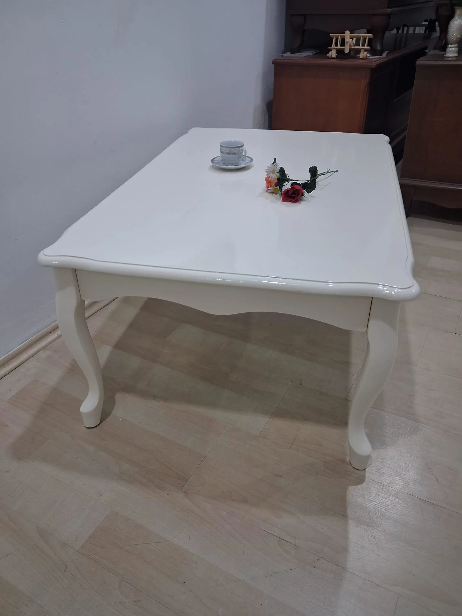 Orta Sehpa Demonte 90687 Model Kayın Aslan Lükens Ayak Krem Renk El Yapım Orta Sehpa Demonte 90687 Model Kayın Aslan Lükens Ayak Krem Renk El Yapım Fiyatı, Yorumları ve Özellikleri
