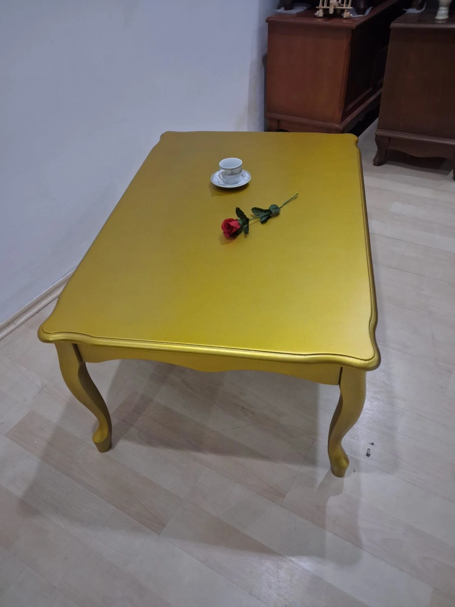 Orta Sehpa  Demonte 90683 Model Kayın  Aslan Lükens Ayak Gold Ren