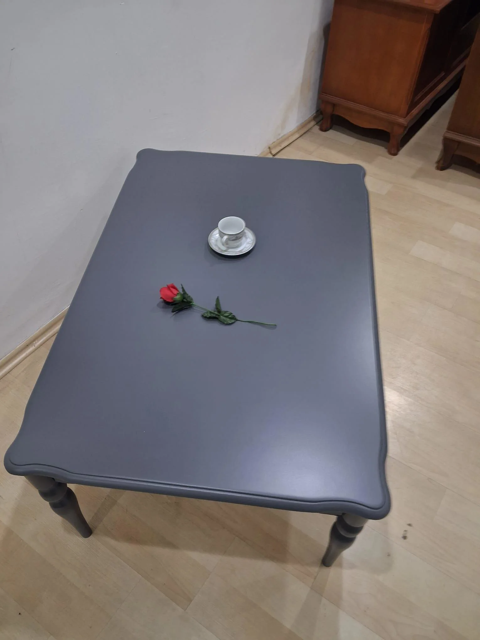 Orta Sehpa Demonte 90684 Model Kayın Aslan Retro Ayak Gri Renk Orta Sehpa Demonte 90684 Model Kayın Aslan Retro Ayak Gri Renk