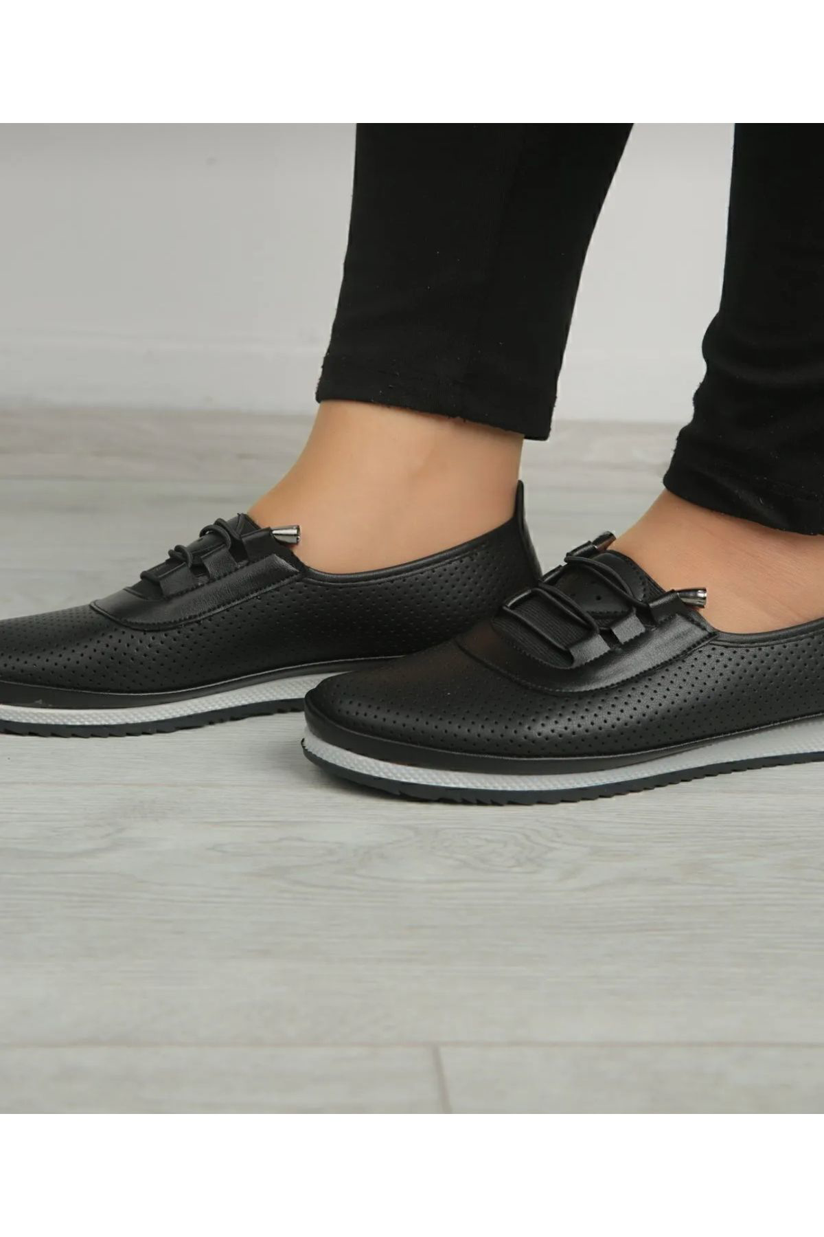 Nayad Bal Ortopedik Tabanlı Günlük Yumuşak Kadın Cilt İpli Delikli Babet Ay