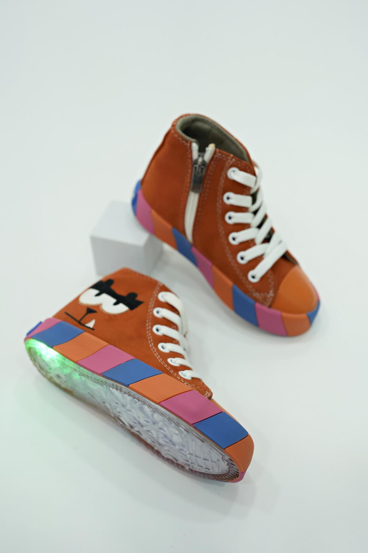 Sportmix Ortopedik Tazmanya Canavarı İşıklı Çocuk Sneakers Ayakkabı