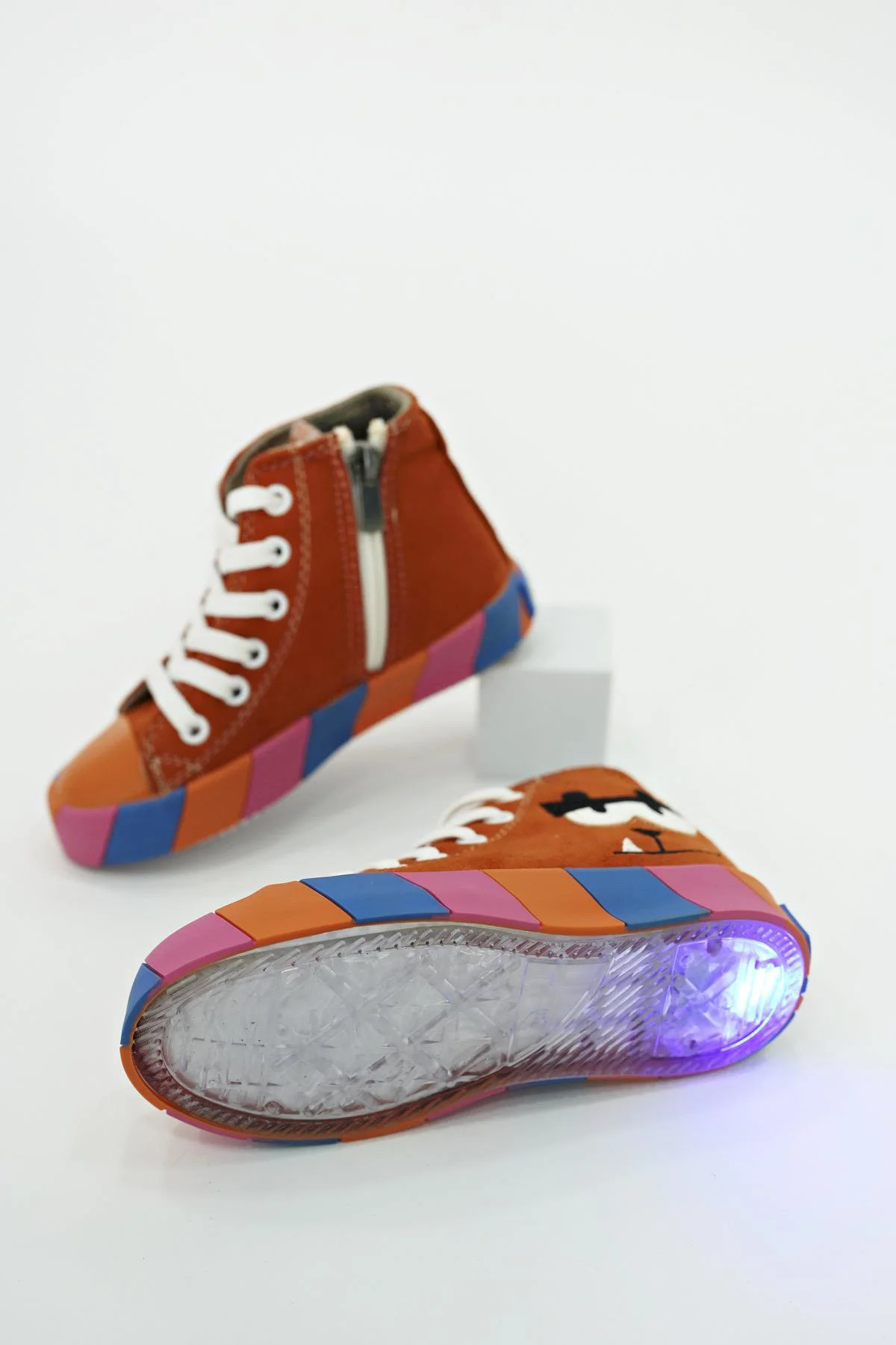 Ortopedik Tazmanya Canavarı Işıklı Çocuk Sneakers Ayakkabı