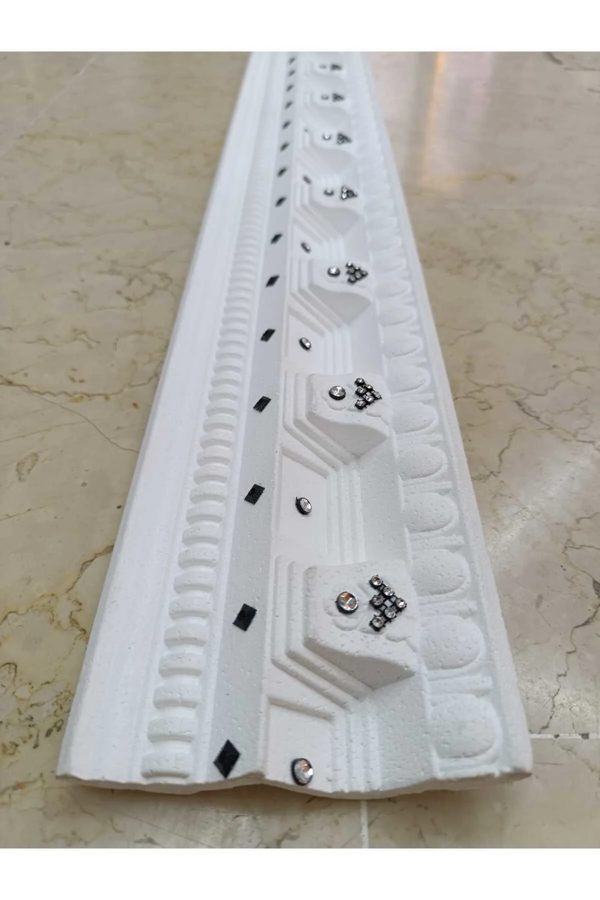 Osmanlı Desenli Altın Sarı Taşlı Stropiyer 5 Adet-10 Mt (2 Mt uzu