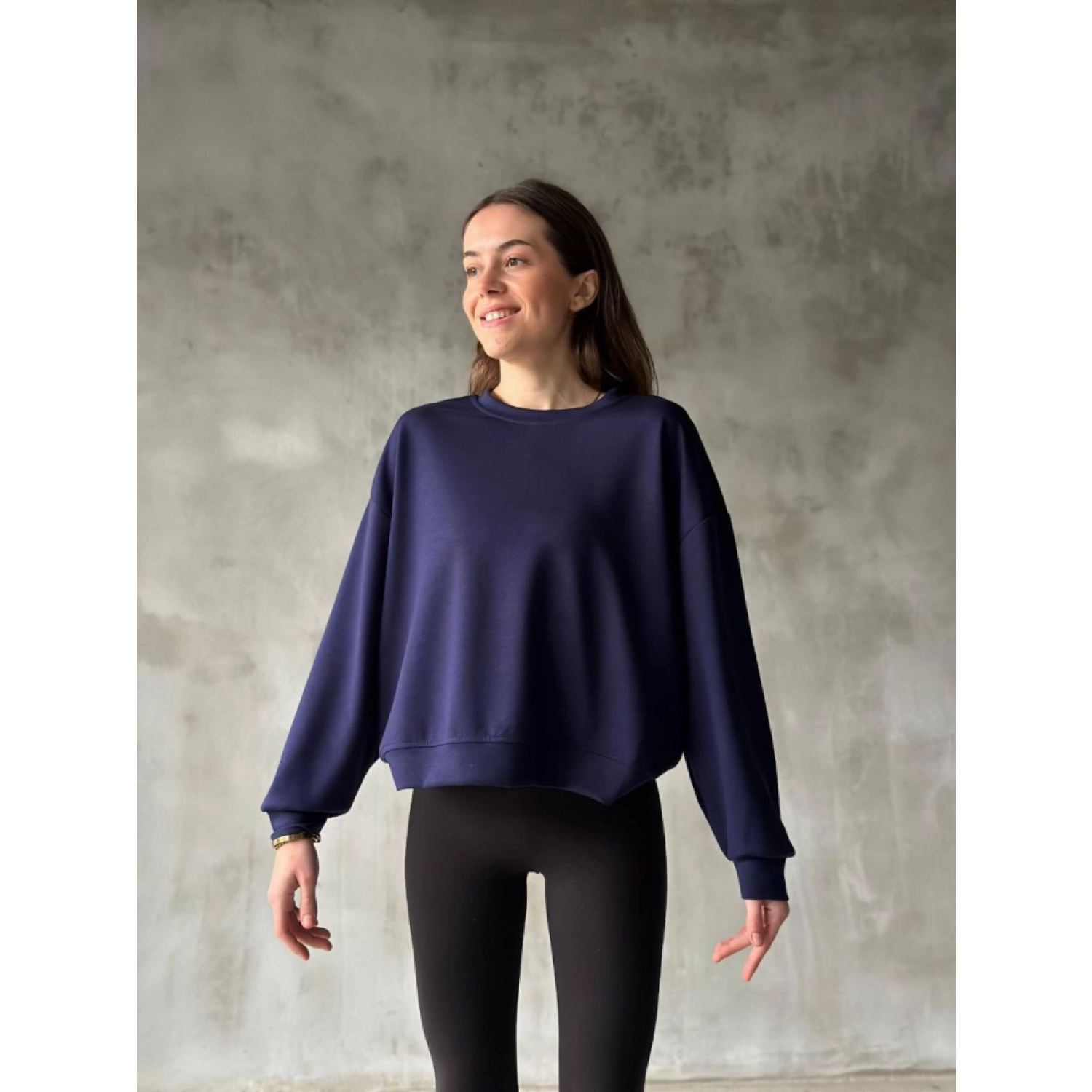 Osy Modal Yumuşak Dokulu Kumaş Bisiklet Yaka Oversize Sweatshirt Osy Modal Yumuşak Dokulu Kumaş Bisiklet Yaka Oversize Sweatshirt