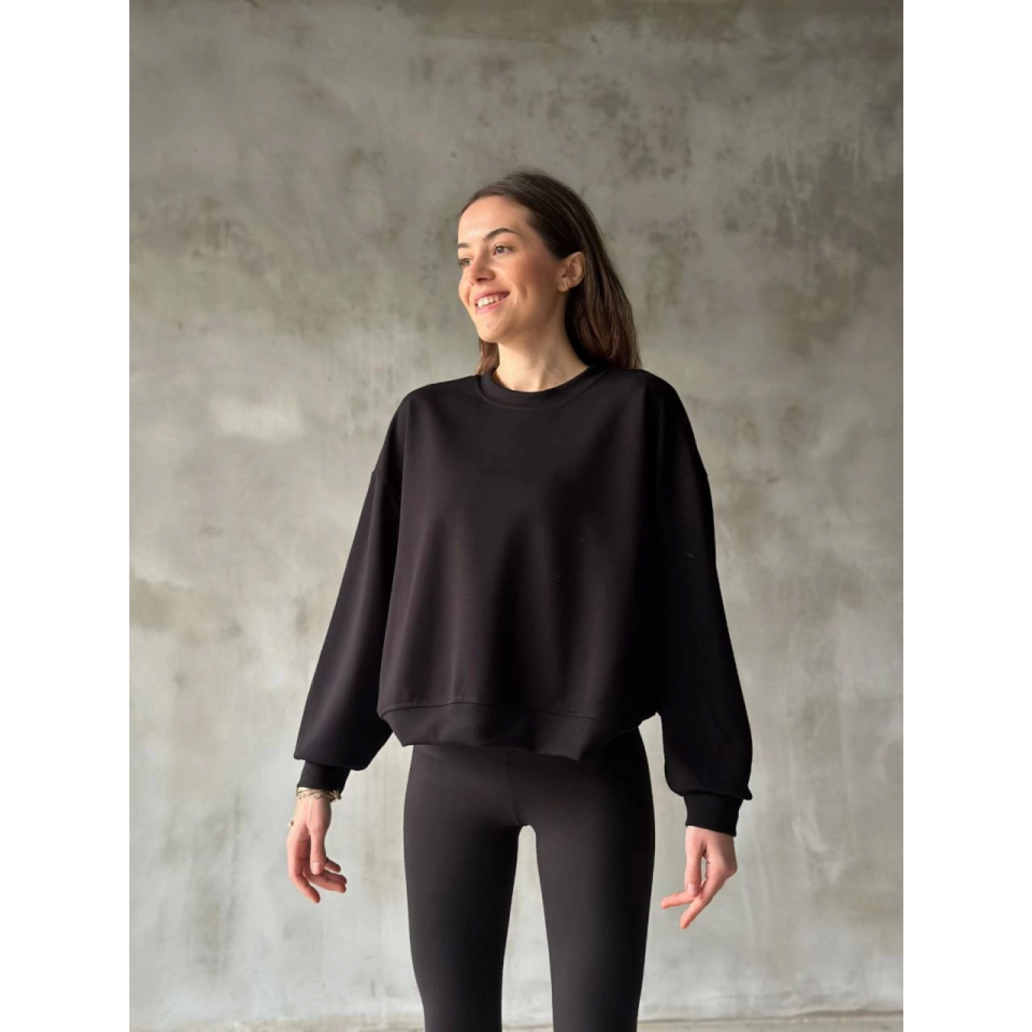 Osy Modal Yumuşak Dokulu Kumaş Bisiklet Yaka Oversize Sweatshirt Osy Modal Yumuşak Dokulu Kumaş Bisiklet Yaka Oversize Sweatshirt