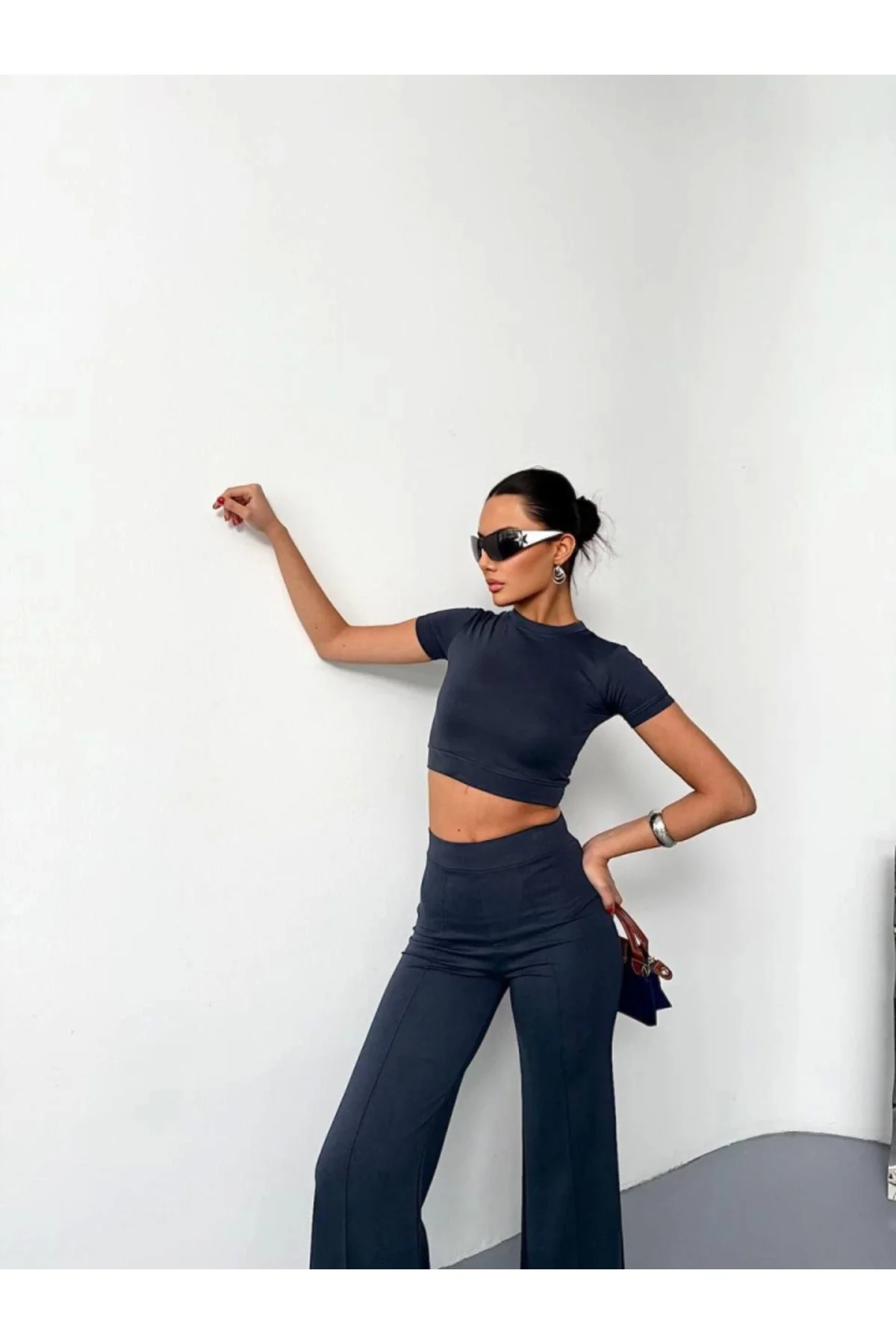 Osy Modal Yumuşak Dokulu Kumaş Kısa Kollu Crop Alt Ispanyol Paça