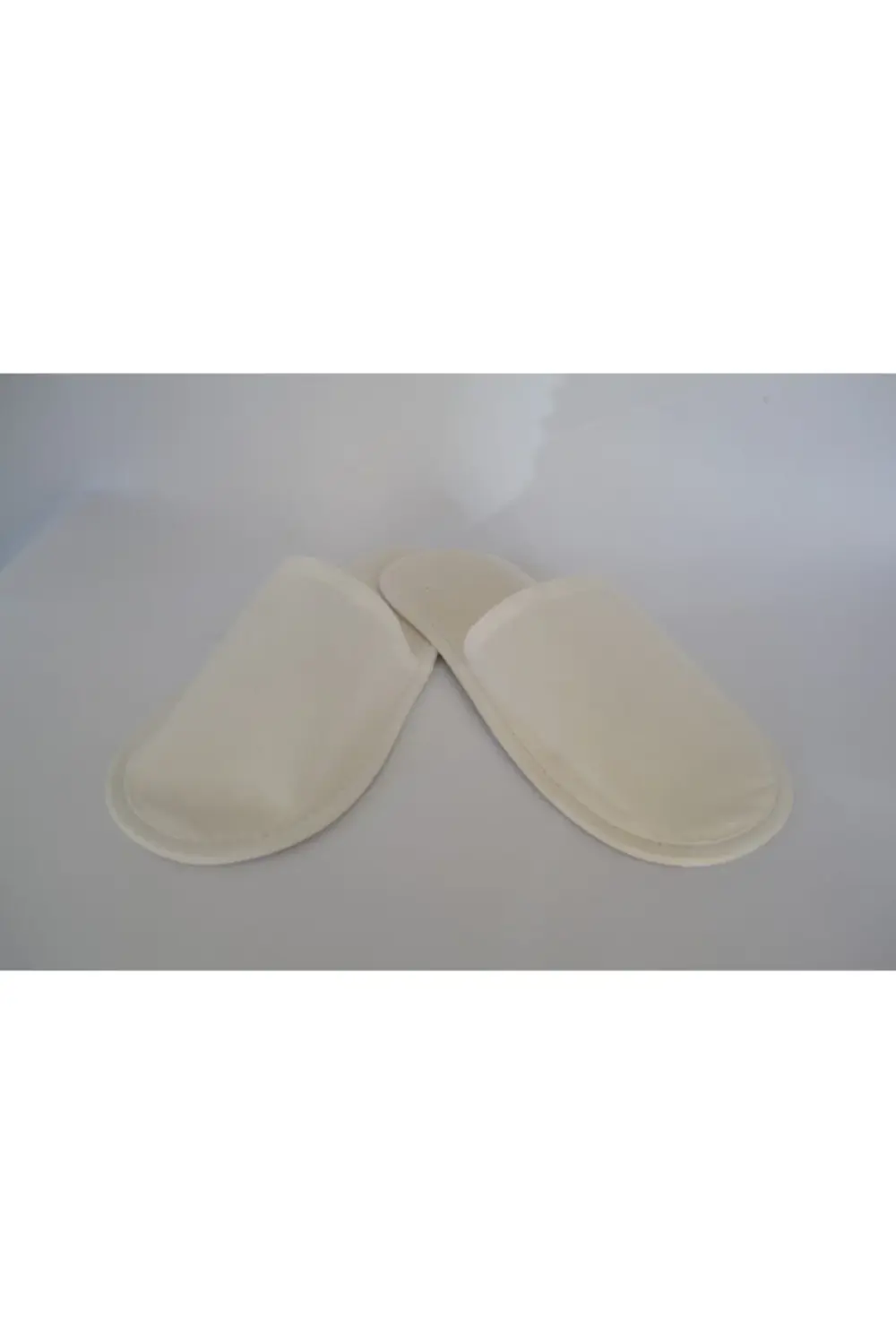 Otel Tipi Biyeli Lüx Elyaf Terlik 50'li