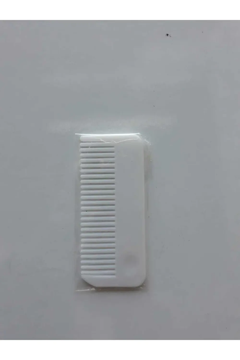 Otel Tipi Cep Boy Plastik Tarak Jelatinli 100 Adet