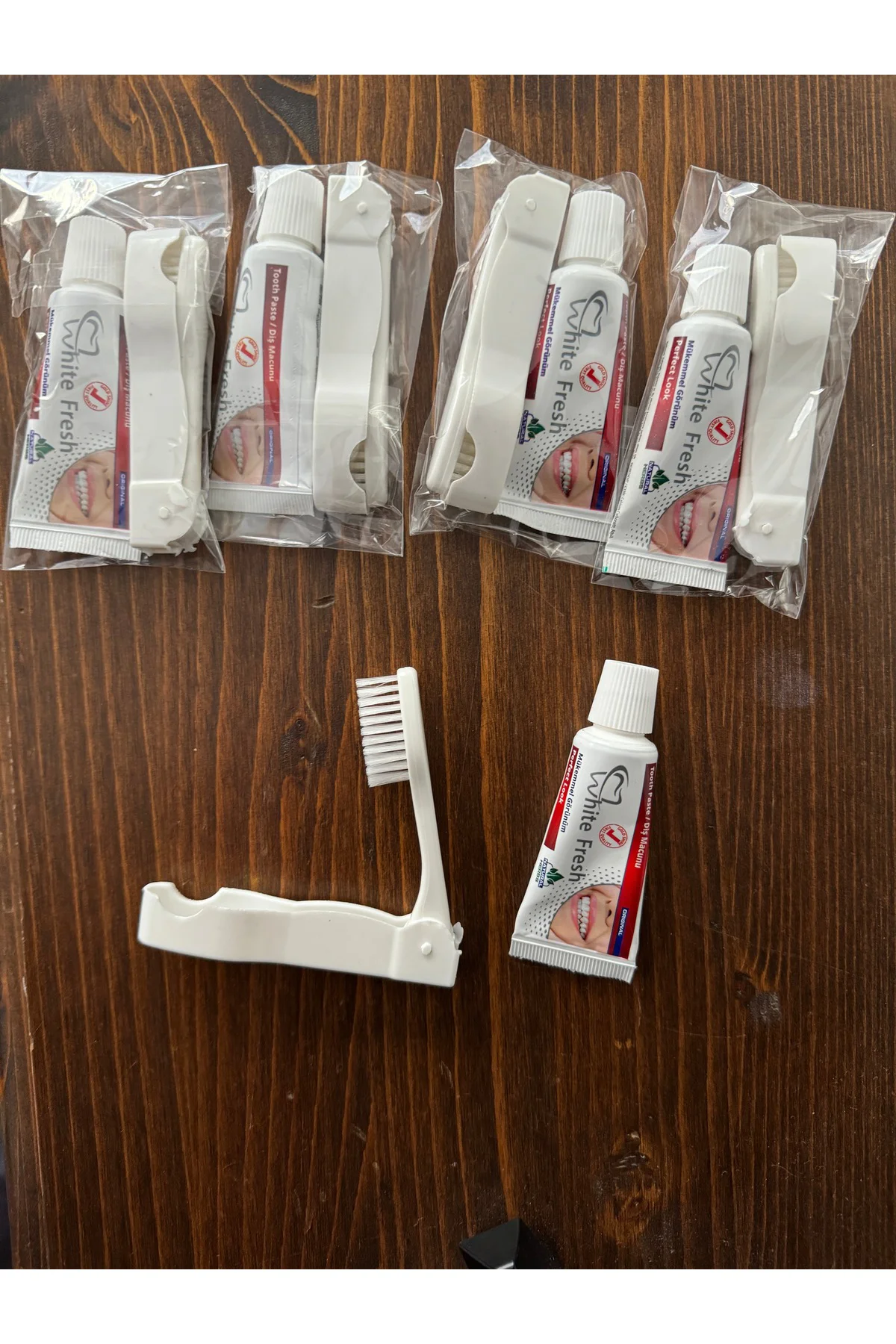 Otel Tipi Seyahat Tipi Diş Seti Jelatinli Katlanır Diş Fırçası Di