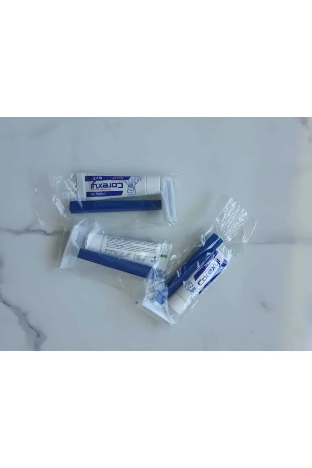 Otel Tipi Seyehat Tipi Tıraş Seti Jelatinli 2 Bıçaklı + 10 Ml Jel