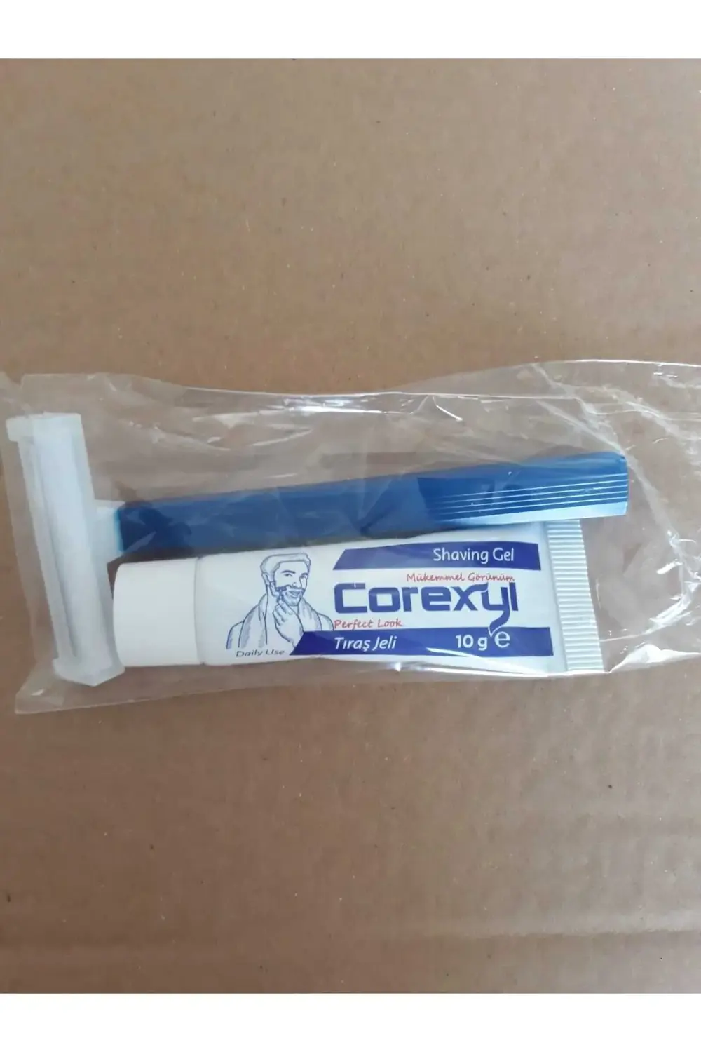 Otel Tipi Seyehat Tipi Tıraş Seti Jelatinli 2 Bıçaklı + 10 Ml Jel