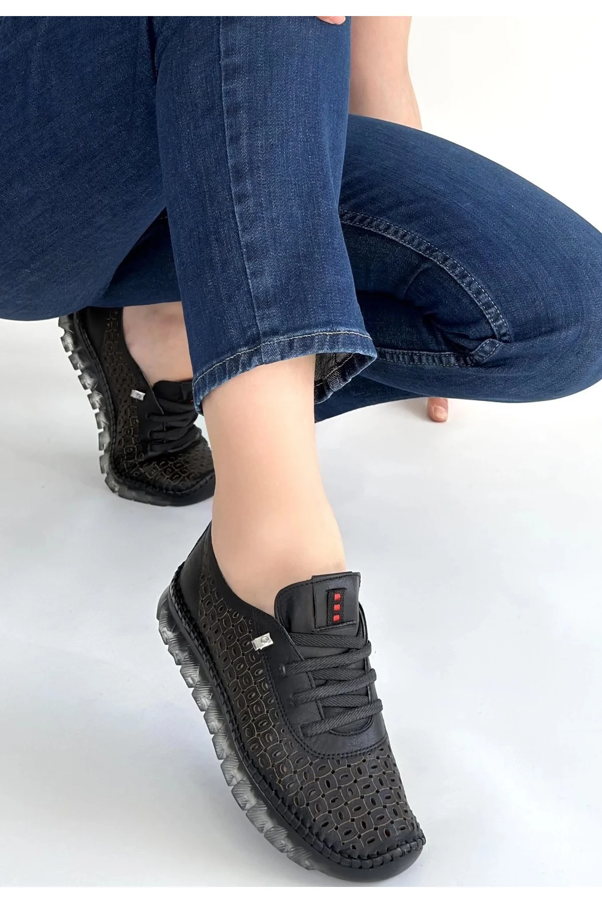 Otja Siyah Deri Lazerli Bağcıklı Spor Ayakkabı