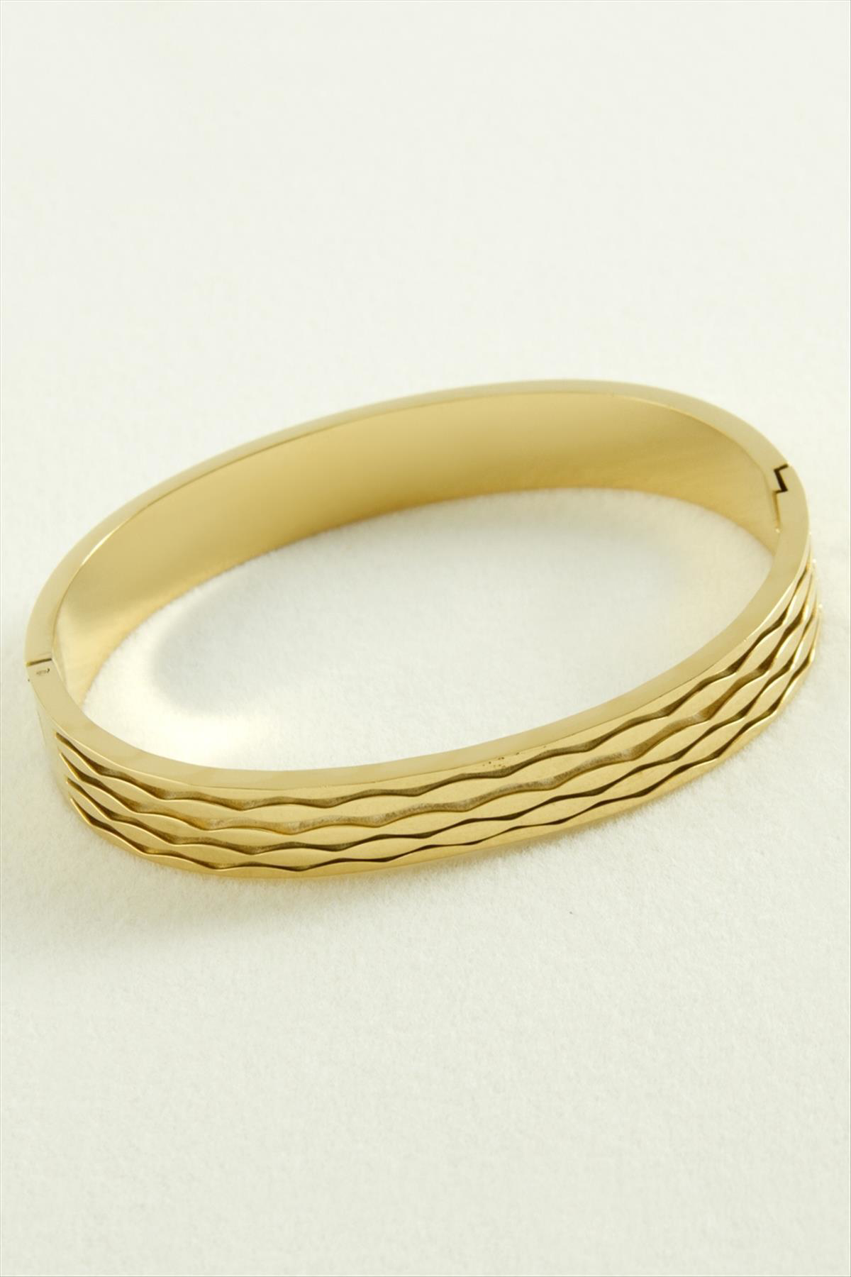 Oval Lüks Çelik Kelepçe Bileklik