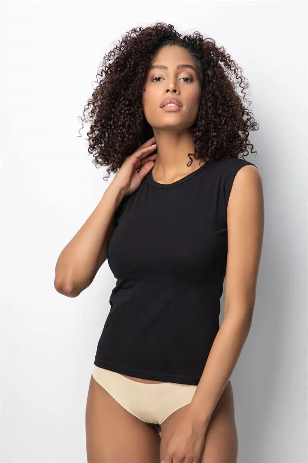 OVAL YAKA SIFIR KOL BODY 2001