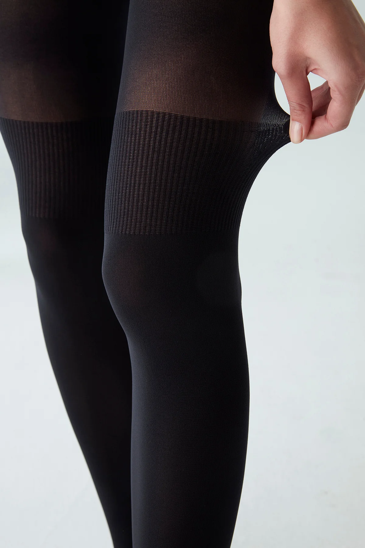 Over Knee Siyah Külotlu Çorap