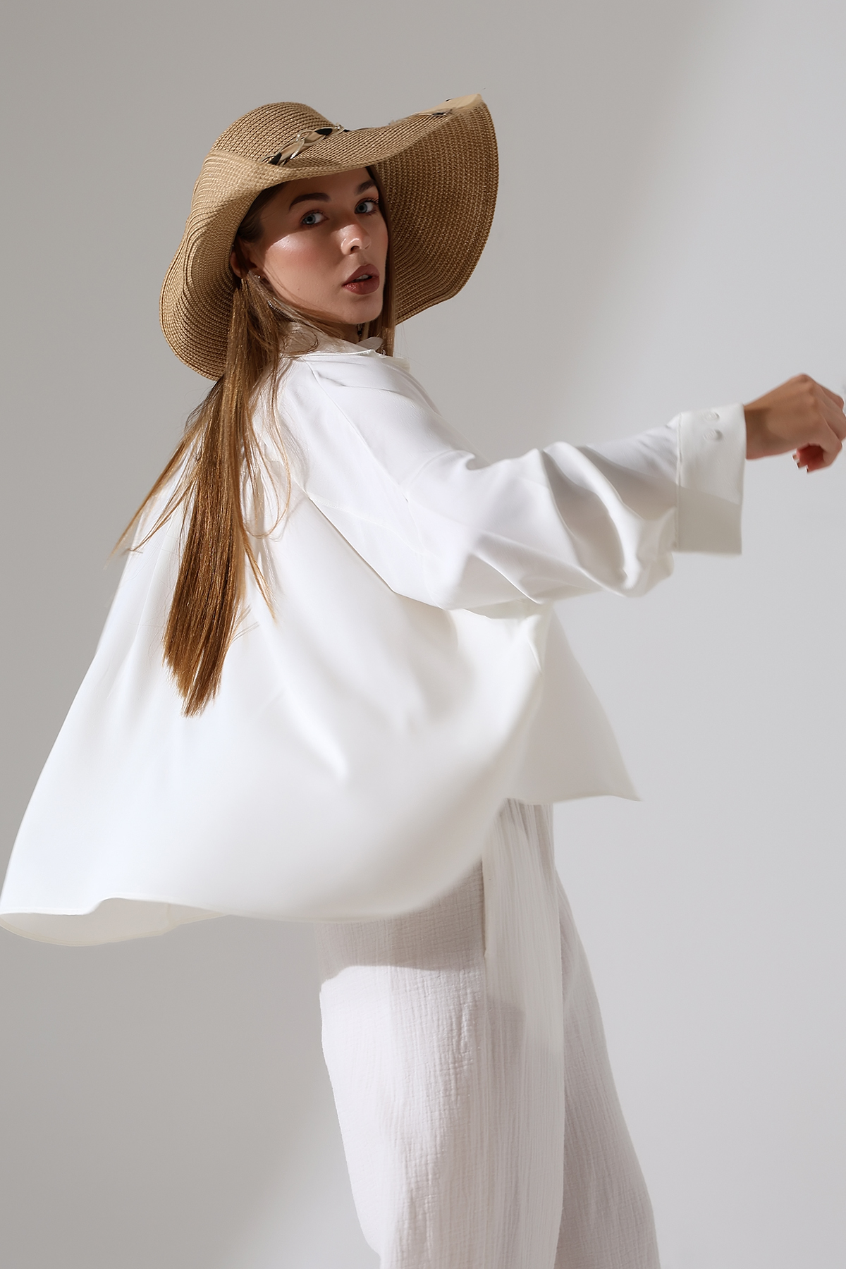 Dreamlike Oversize Ekru Maroken Gömlek – Kapaklı Cepli Bol Kalıp