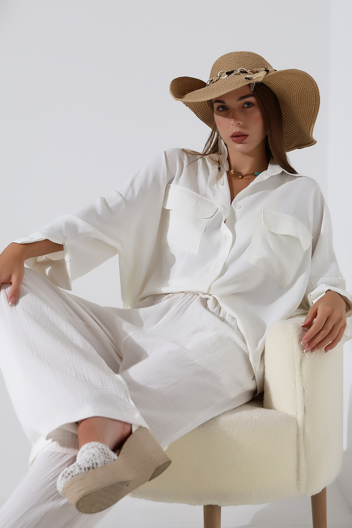 Dreamlike Oversize Ekru Maroken Gömlek – Kapaklı Cepli Bol Kalıp