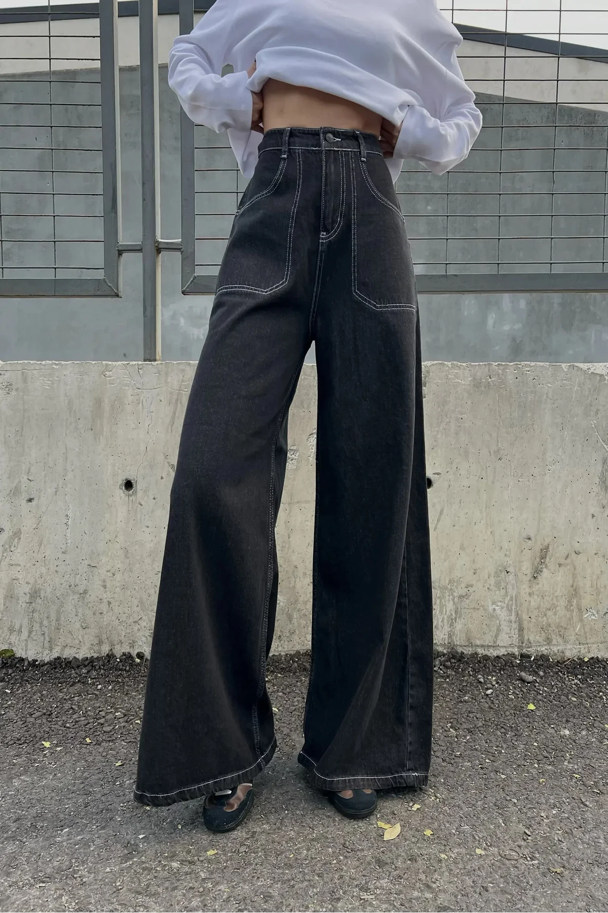 Oversize Graffiti Detaylı Jean Pantolon