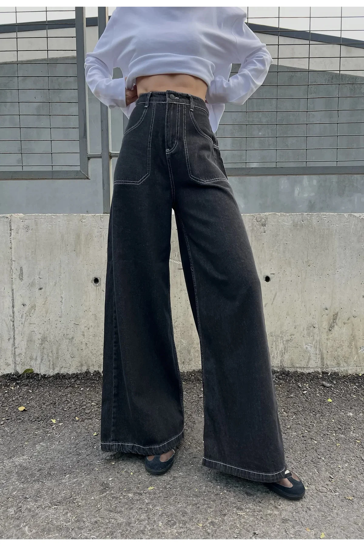 Oversize Graffiti Detaylı Jean Pantolon