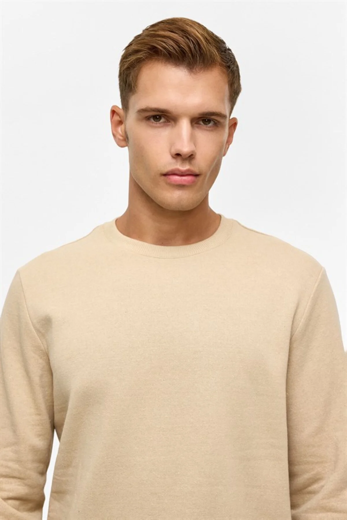 Oversize Kalıp Bej O Yaka 3 İplik Yumuşak Dokulu Sweat