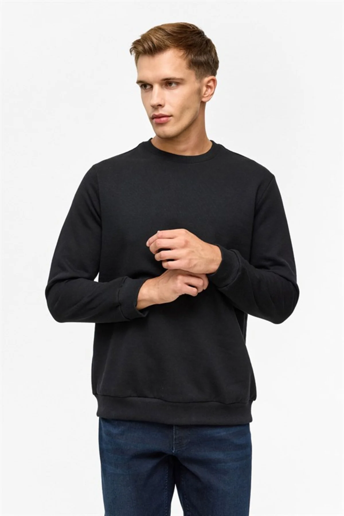 Oversize Kalıp Siyah O Yaka 3 İplik Yumuşak Dokulu Sweat