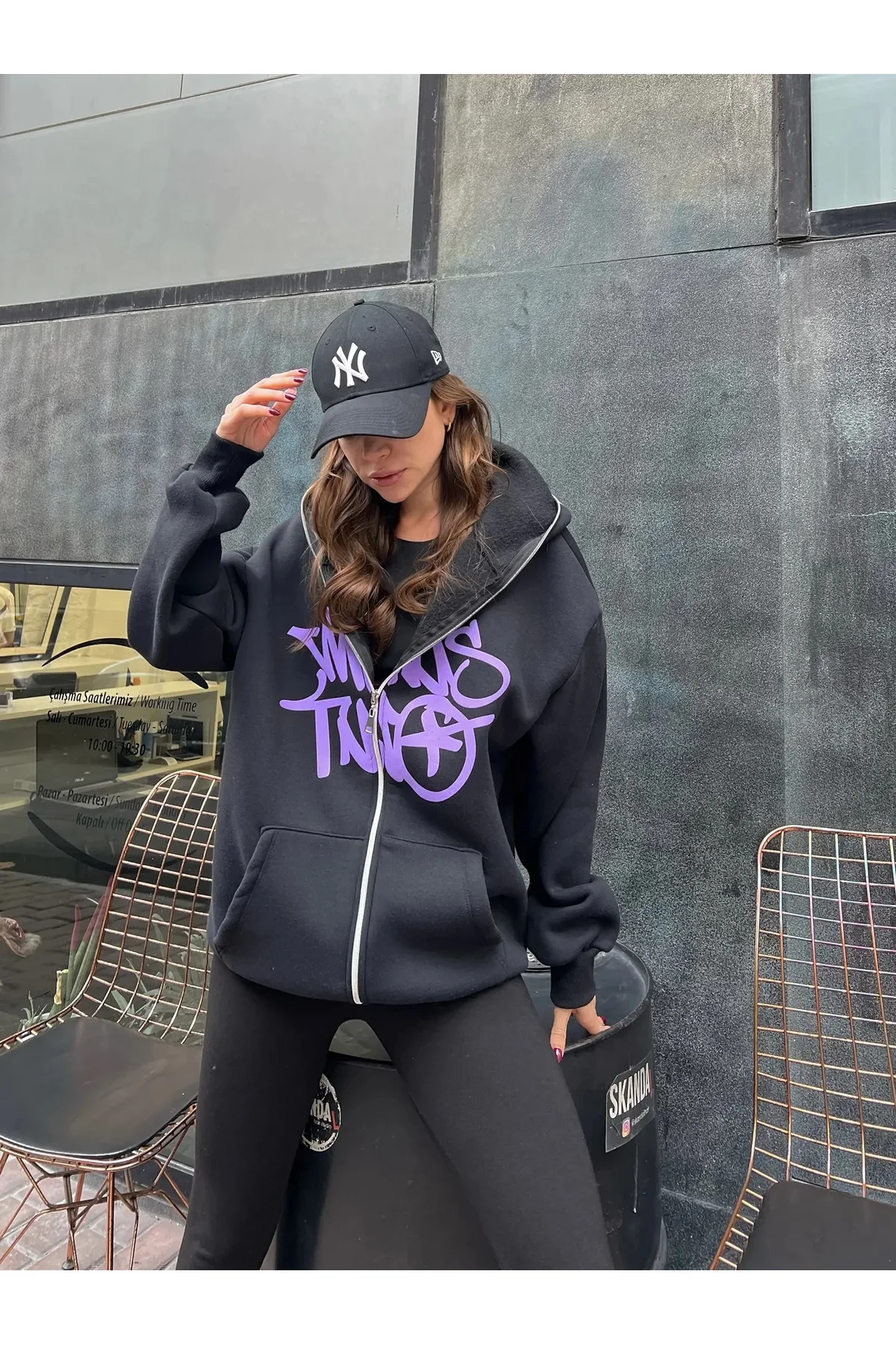 Oversize Zip-Up Graffiti Hoodie - Full Face Zip Oversize Zip-Up Graffiti Hoodie - Full Face Zip